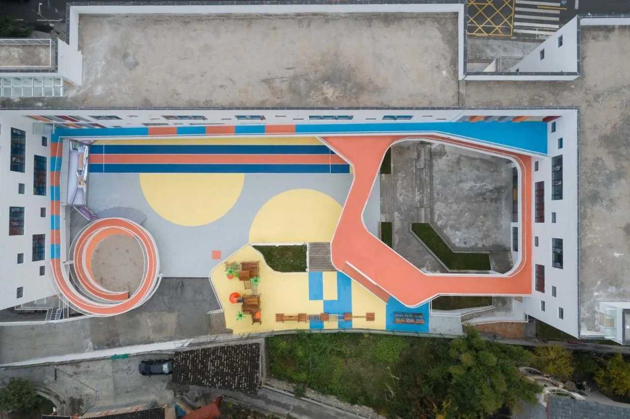 BIM Architecture | Qihang Kindergarten in Jiuzhaigou Valley Scenic and Historic Interest Area County/Dongyi Architecture