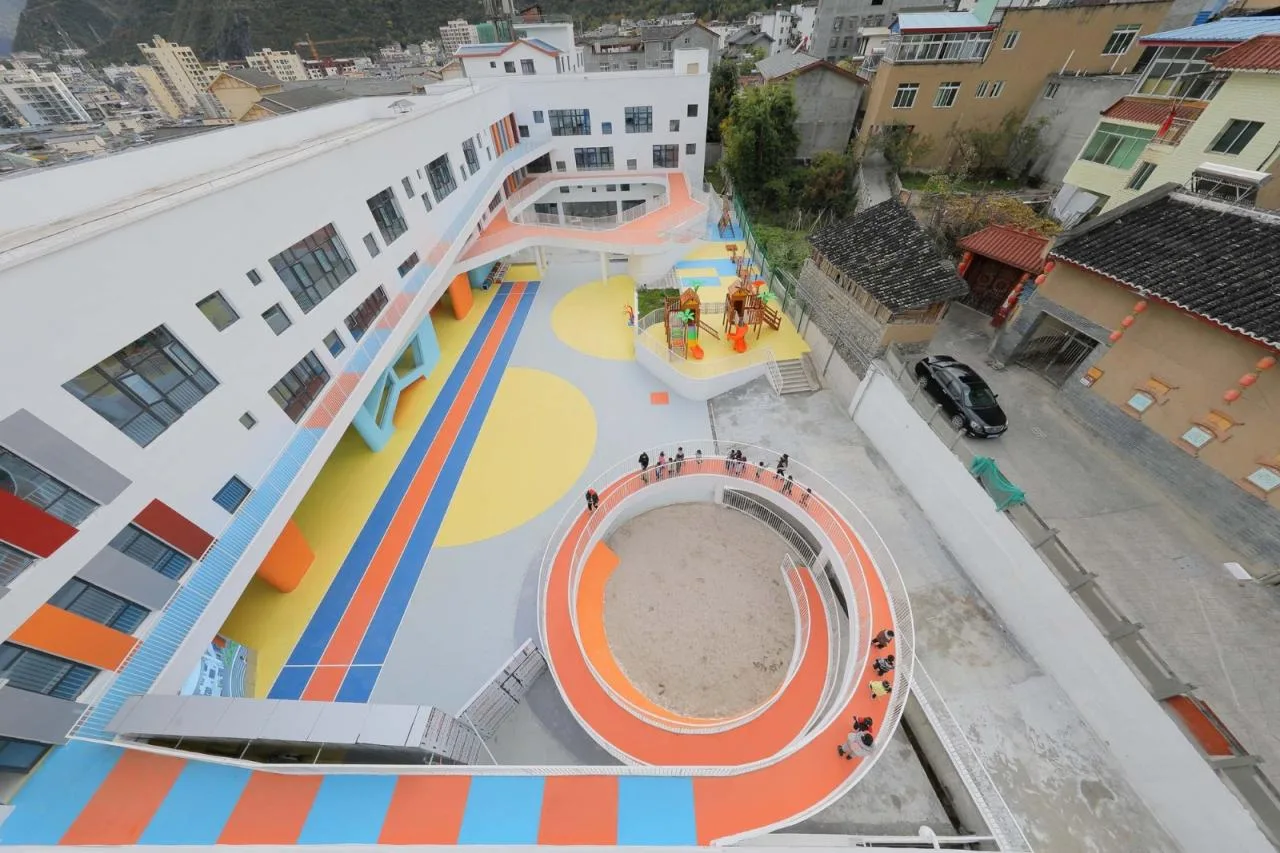 BIM Architecture | Qihang Kindergarten in Jiuzhaigou Valley Scenic and Historic Interest Area County/Dongyi Architecture