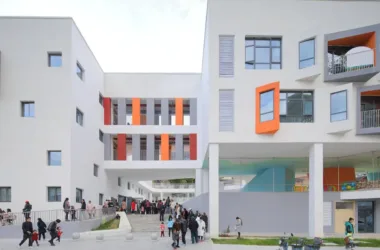 BIM Design for Qihang Kindergarten in Jiuzhaigou Valley by Dongyi Architecture-BIM WORLD