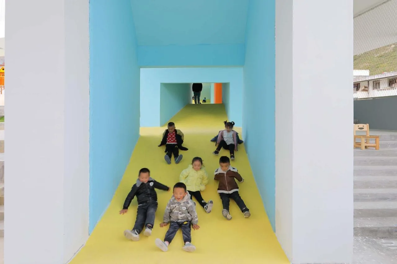 BIM Architecture | Qihang Kindergarten in Jiuzhaigou Valley Scenic and Historic Interest Area County/Dongyi Architecture