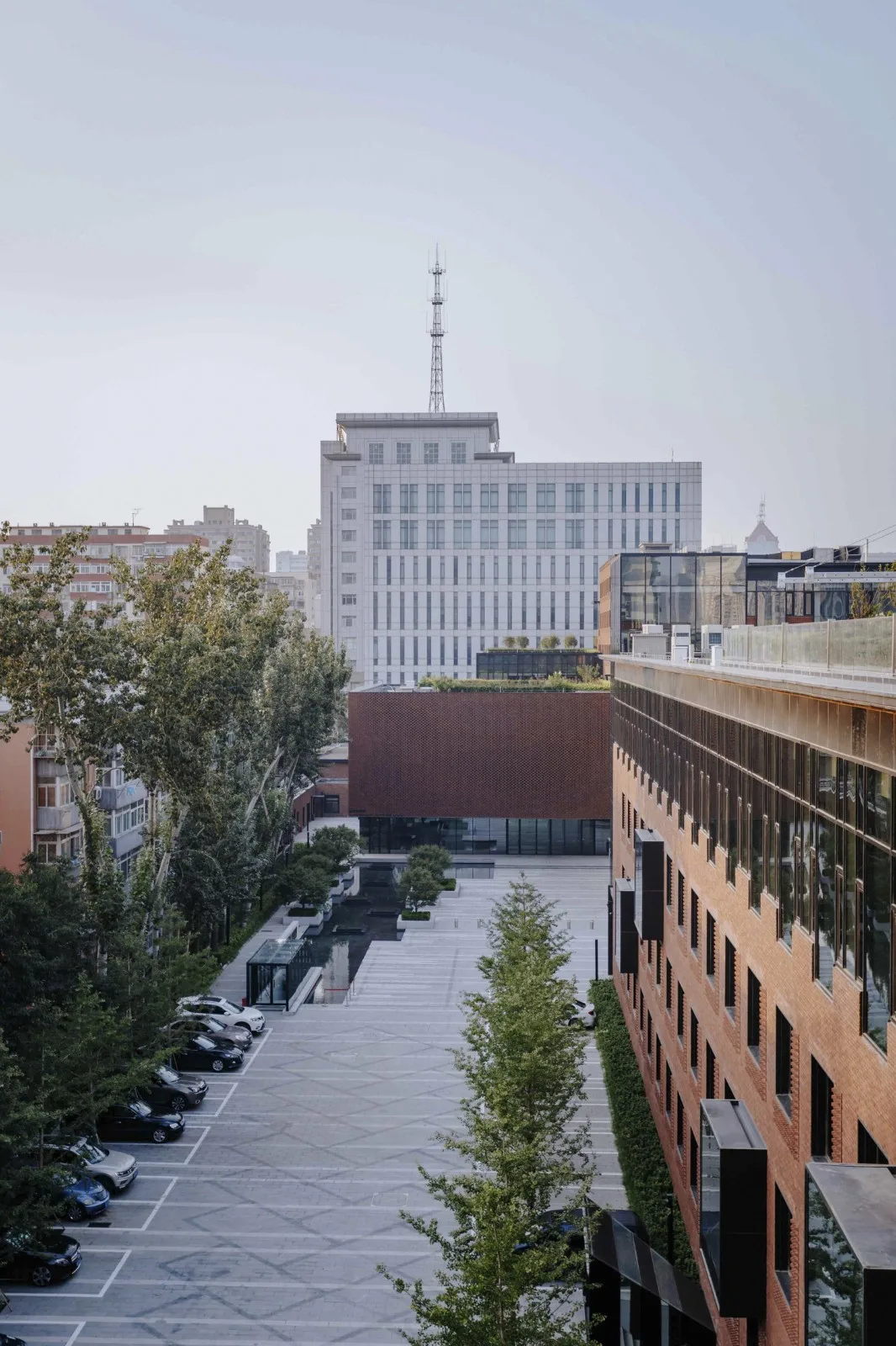 BIM architecture | A memory iteration on the moat: headquarters office building update/Beijing Urban Construction Design and Development Group Co., Ltd