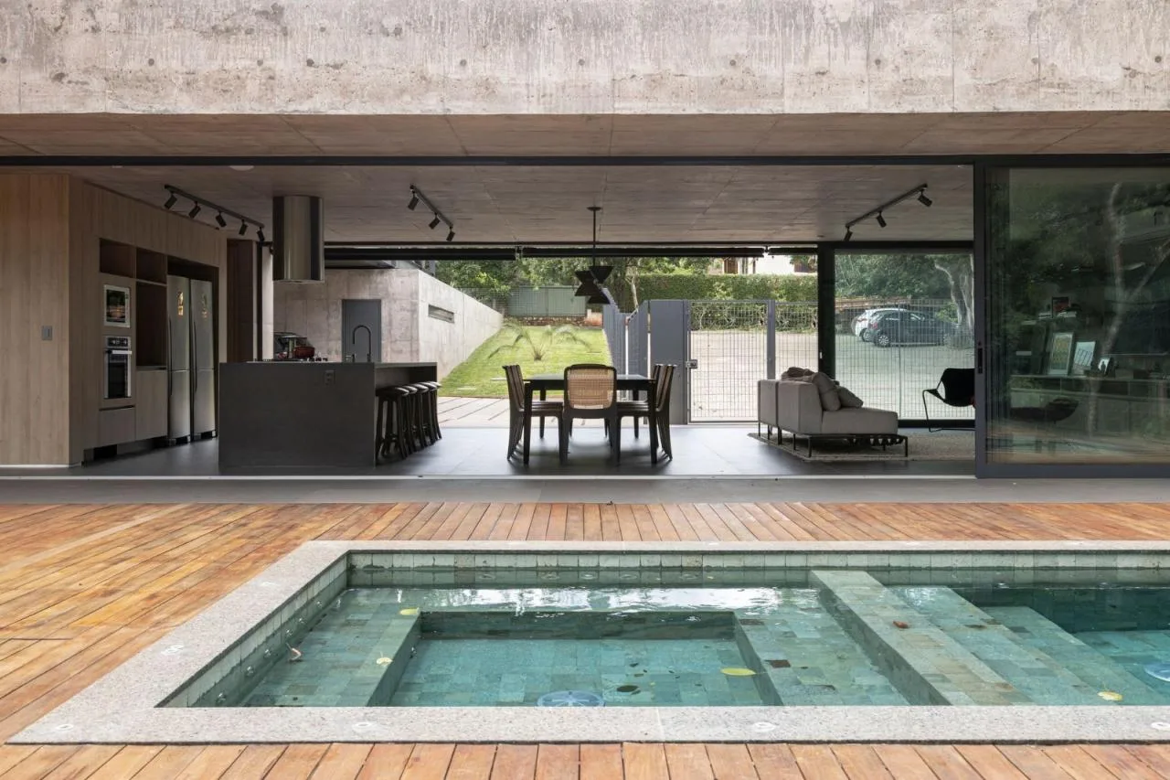 BIM Architecture | Splicing Residential: Habka Home/Est ú dio MRGB