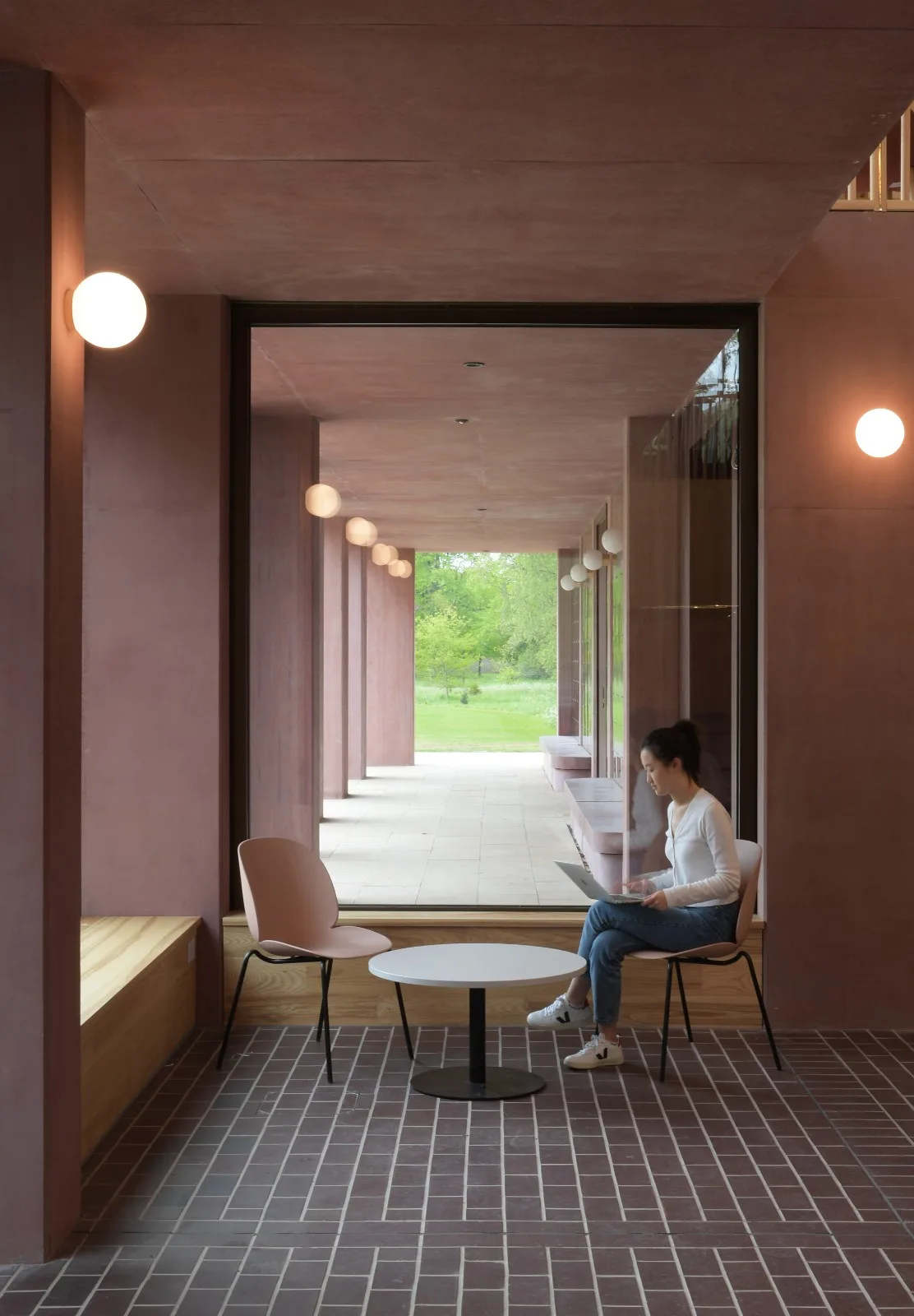 BIM Architecture | Retro Green Glaze, Cambridge University Canteen/Feilden Fowler