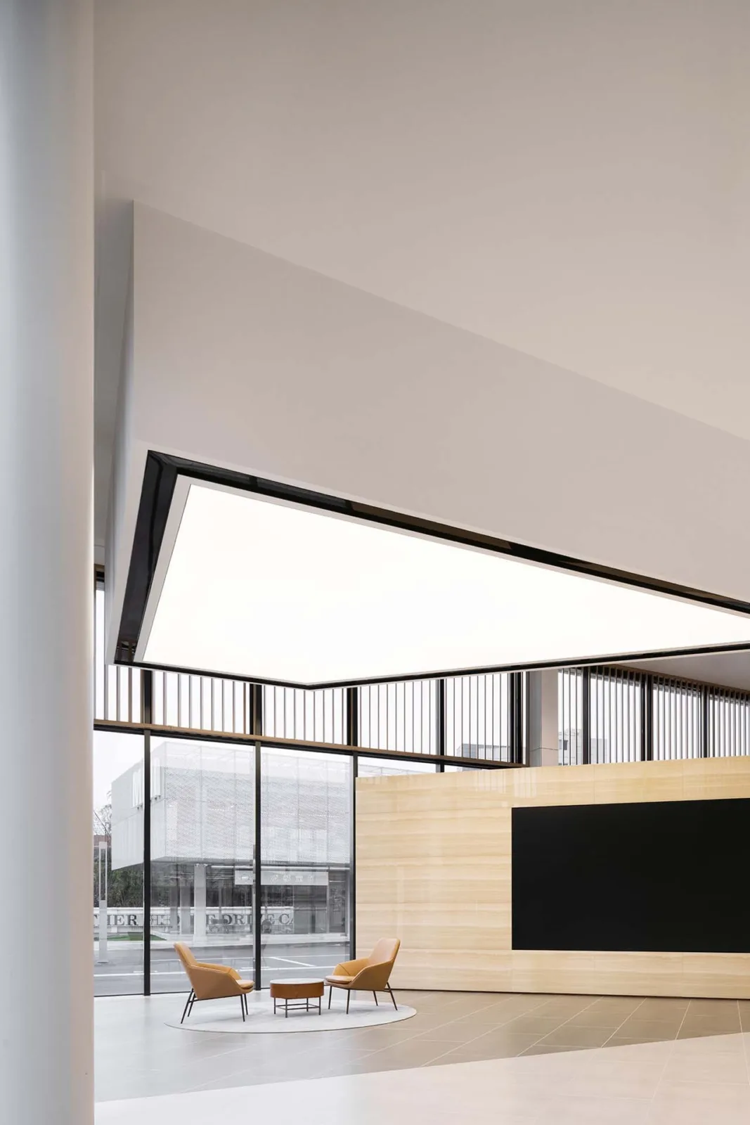 BIM Architecture | Chengdu BMW Experience Center/Zhu Haibo Architectural Design Firm