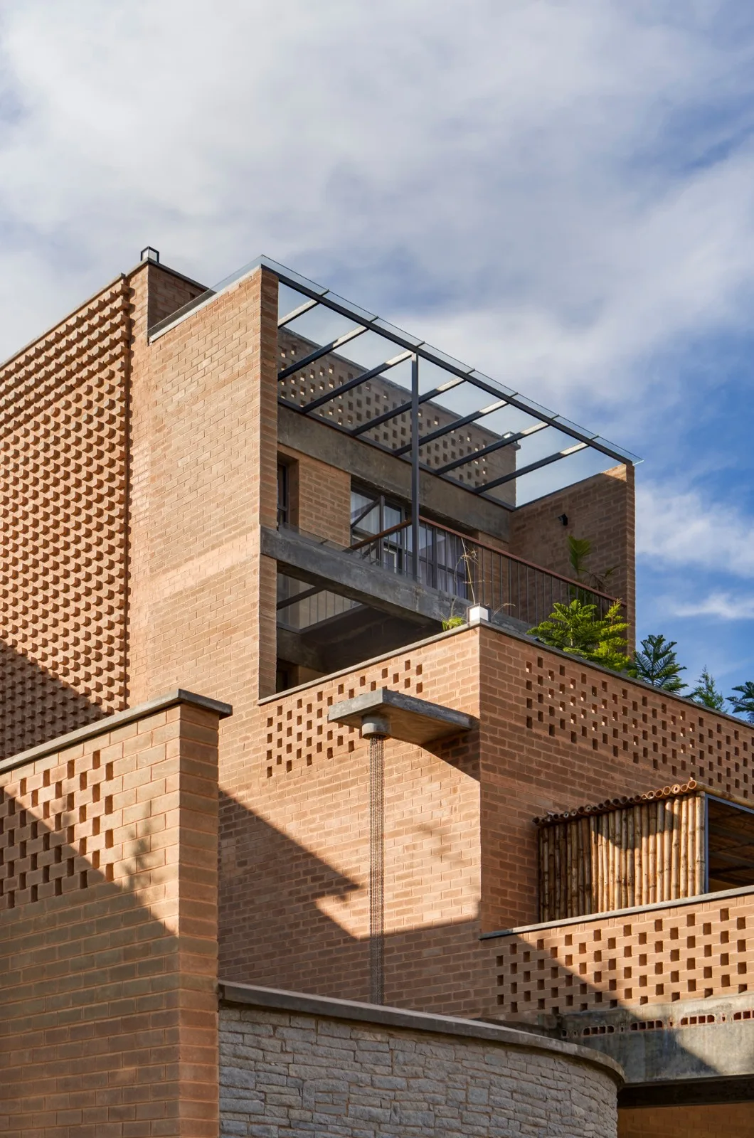 BIM Architecture | Local Materials and Traditional Craftsmanship, Sunyata Eco Hotel/Design Kacheri