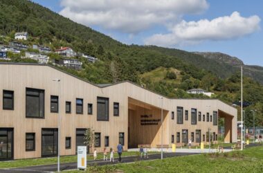 BIM in Architecture: Borgafjellet Elementary School by LINK Arkitektur-BIM WORLD