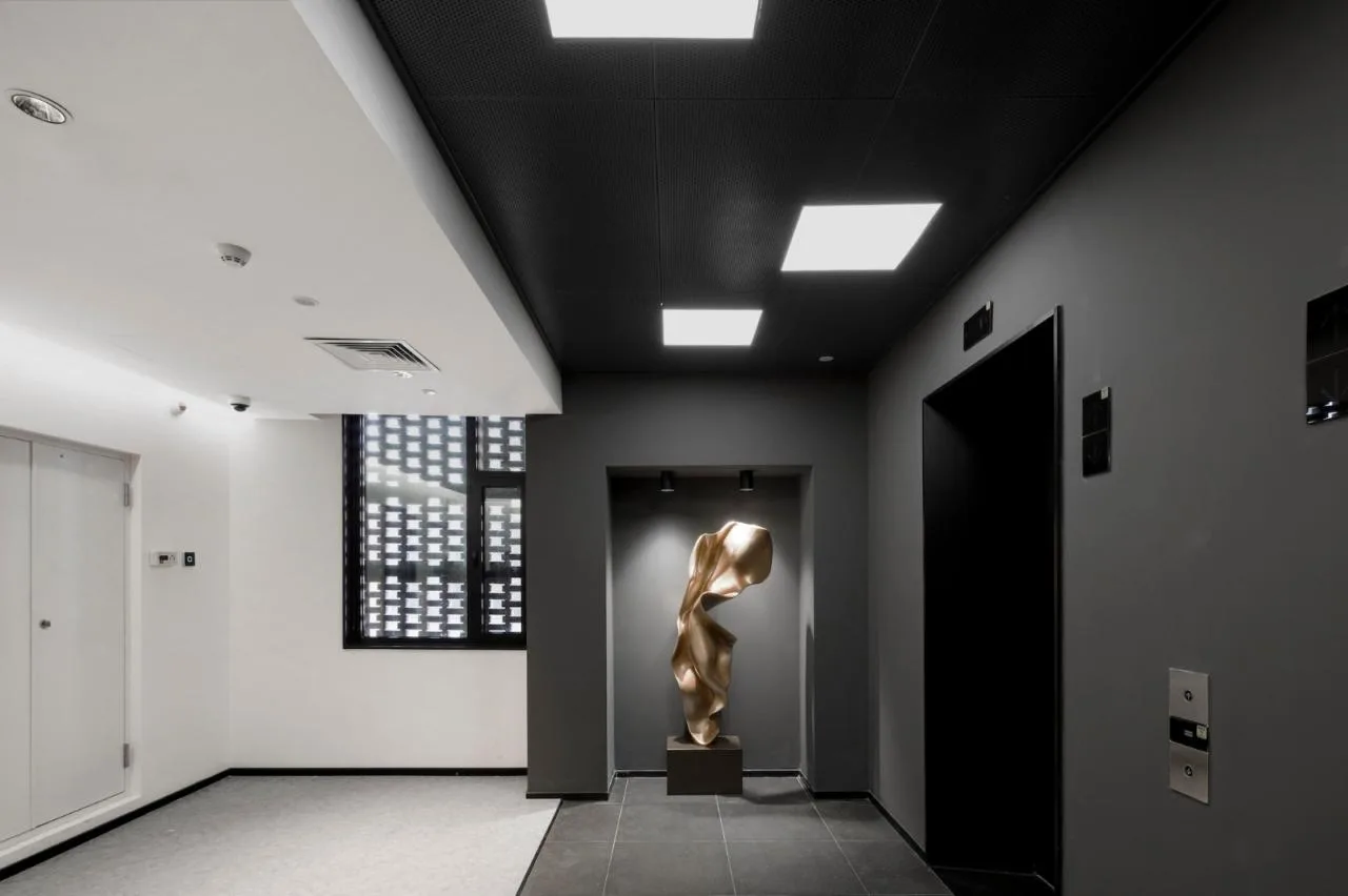 BIM architecture | A memory iteration on the moat: headquarters office building update/Beijing Urban Construction Design and Development Group Co., Ltd