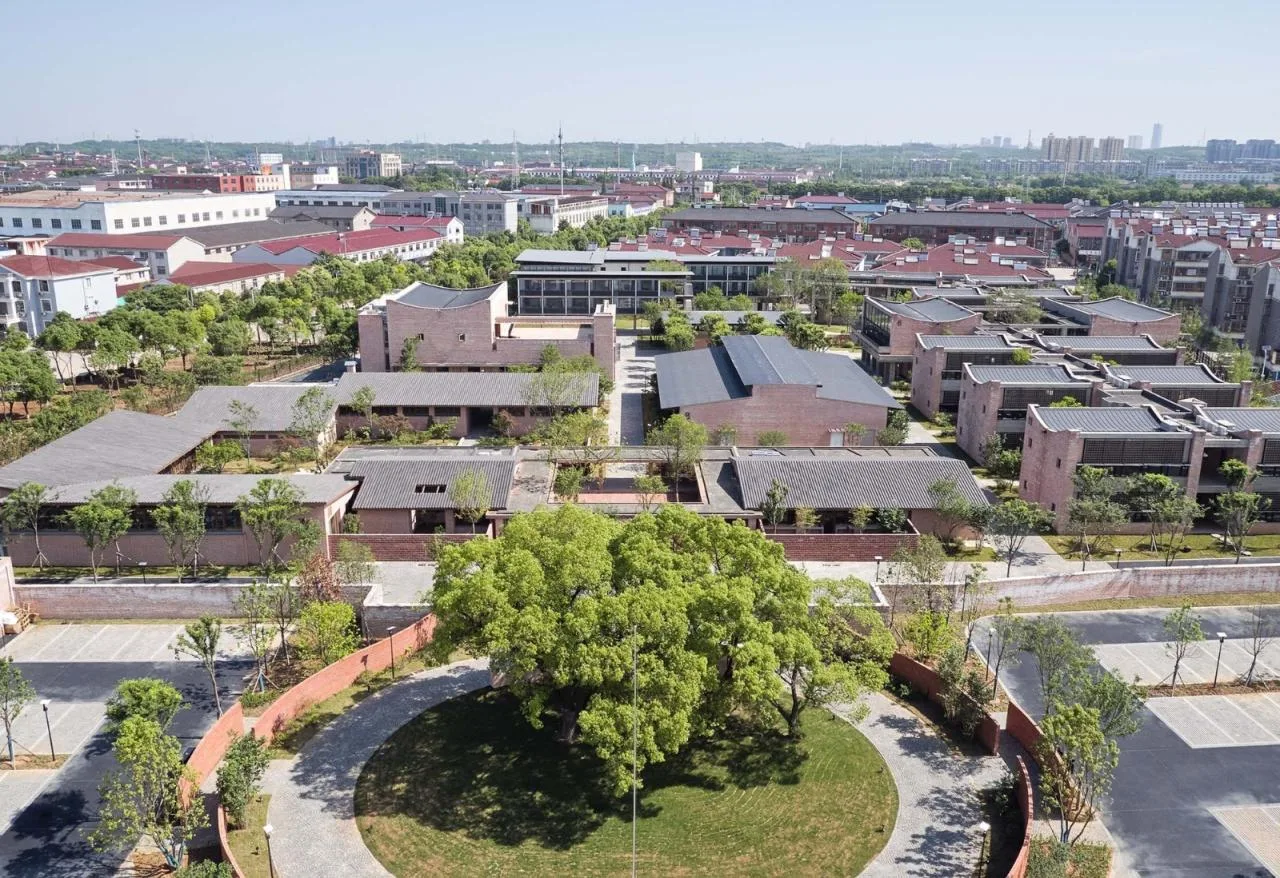 BIM Architecture | Workshop style Campus: Ding Shu Cheng School/Gen Architecture Firm