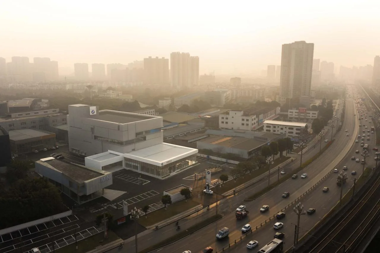 BIM Architecture | Chengdu BMW Experience Center/Zhu Haibo Architectural Design Firm