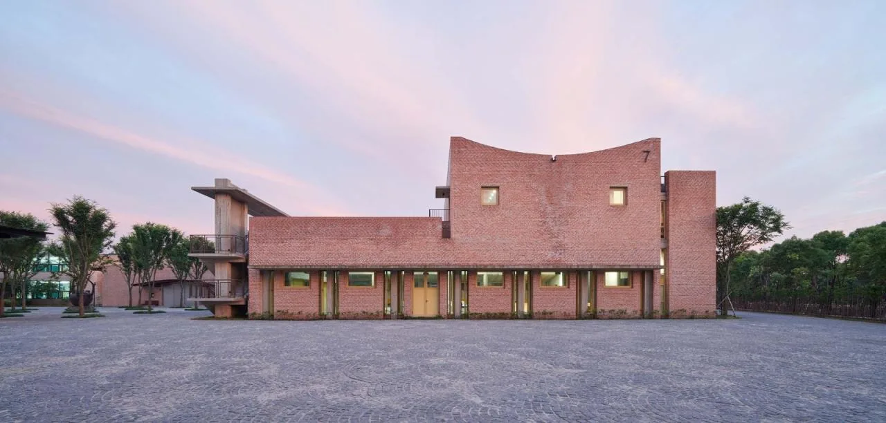BIM Architecture | Workshop style Campus: Ding Shu Cheng School/Gen Architecture Firm