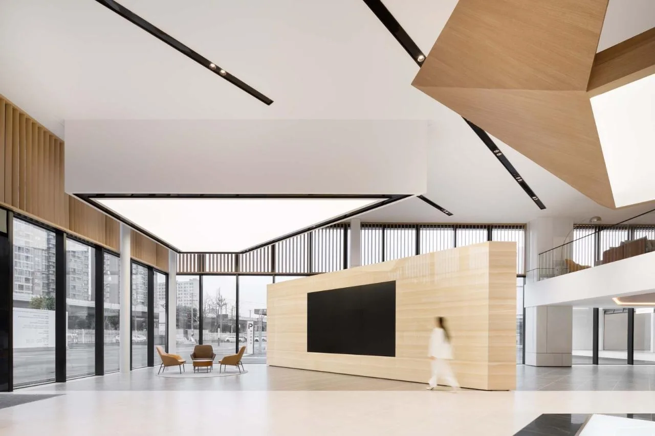 BIM Architecture | Chengdu BMW Experience Center/Zhu Haibo Architectural Design Firm