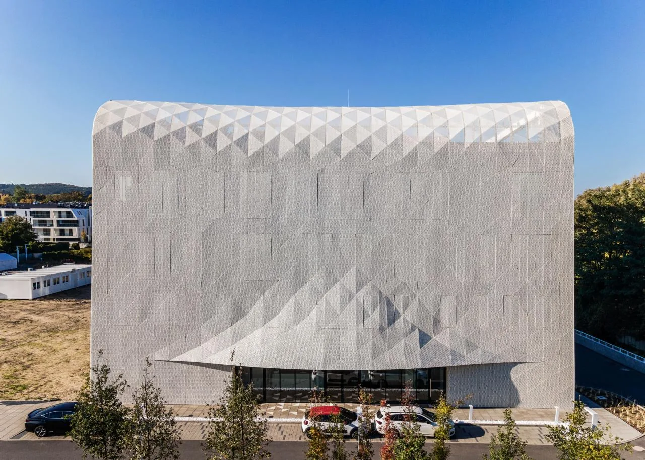 BIM Architecture | The 'Wave' of Healing Towns, Medical Research Center/FAAB