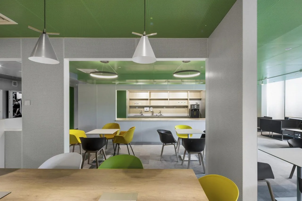 BIM architecture | A memory iteration on the moat: headquarters office building update/Beijing Urban Construction Design and Development Group Co., Ltd