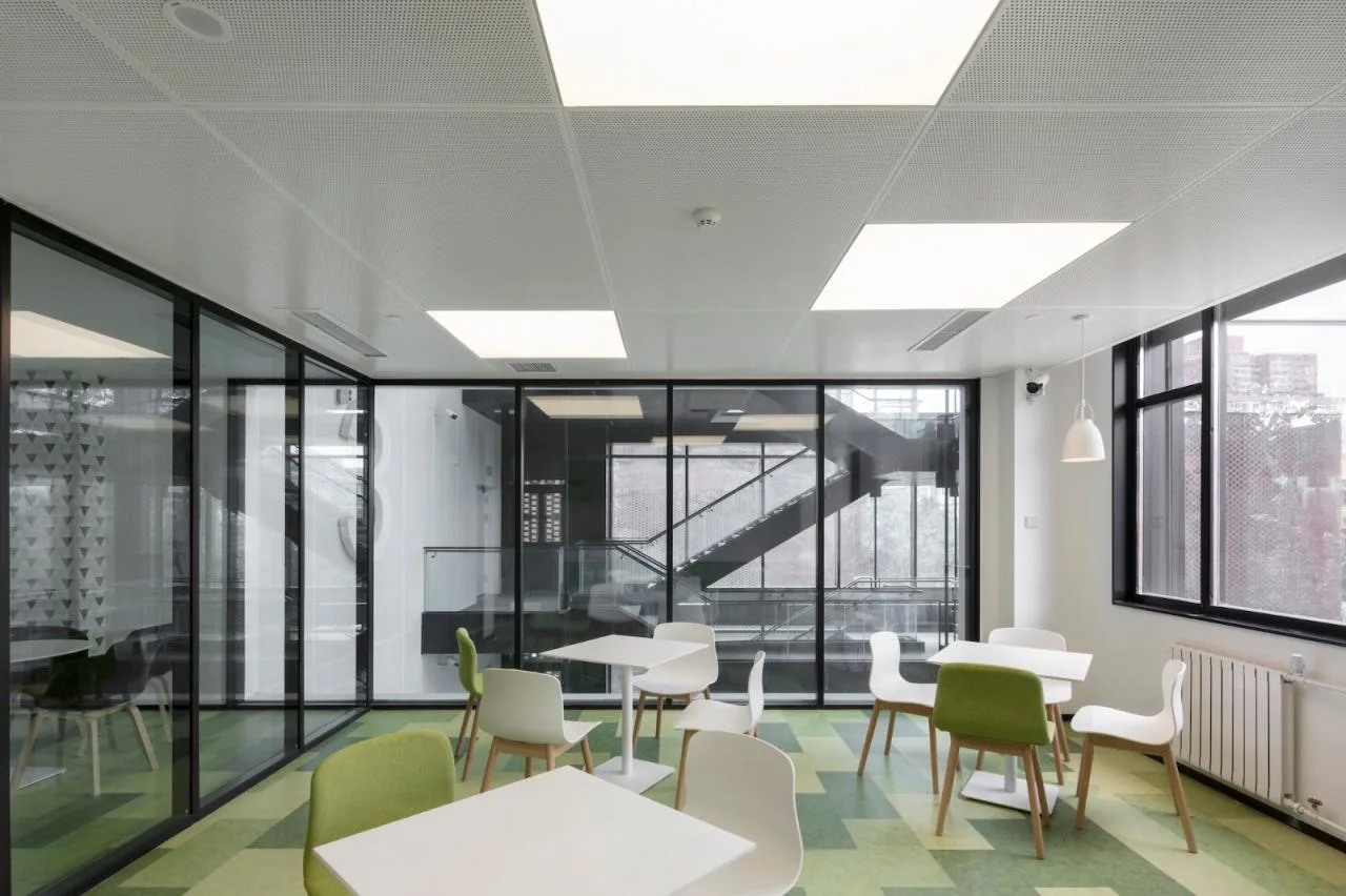BIM architecture | A memory iteration on the moat: headquarters office building update/Beijing Urban Construction Design and Development Group Co., Ltd