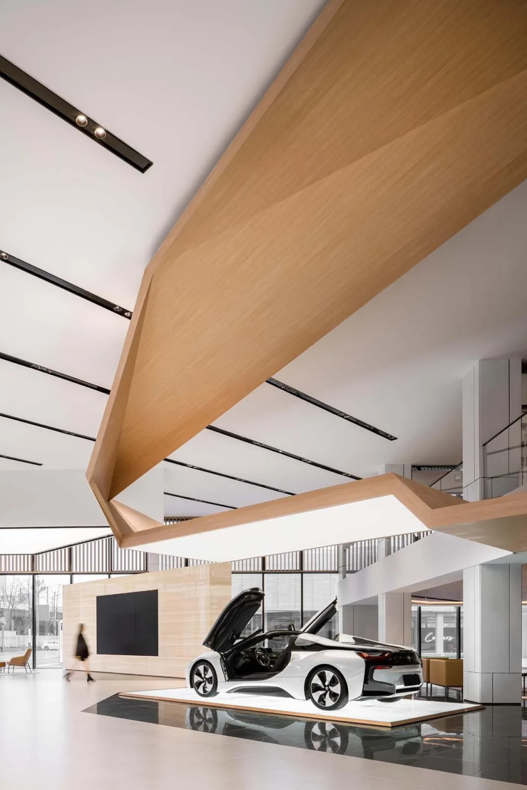 BIM Architecture | Chengdu BMW Experience Center/Zhu Haibo Architectural Design Firm