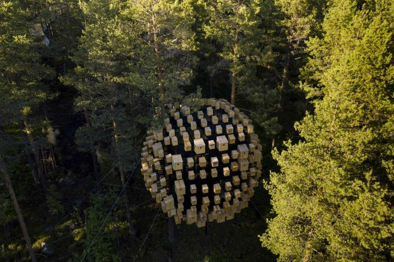 BIM Architecture | Tree Top Hotel 'Biosphere'/BIG