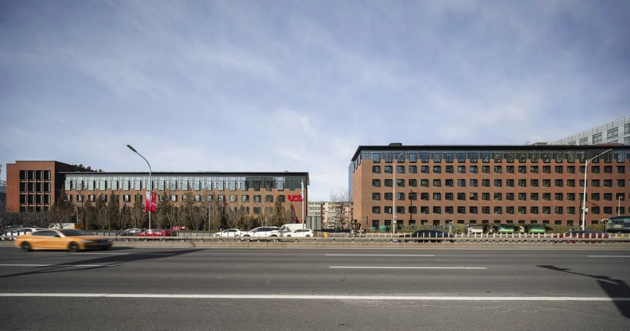 BIM architecture | A memory iteration on the moat: headquarters office building update/Beijing Urban Construction Design and Development Group Co., Ltd