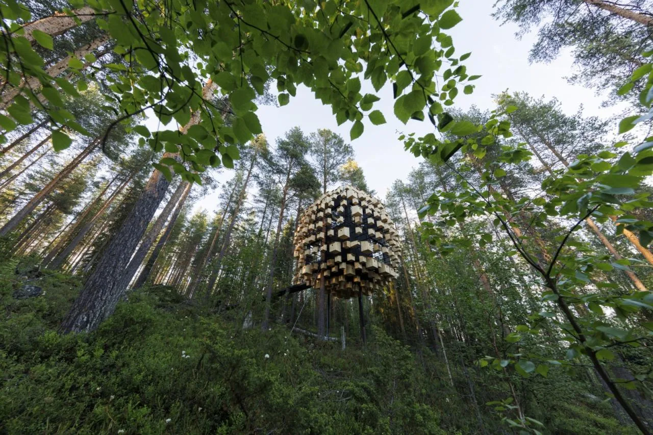 BIM Architecture | Tree Top Hotel 'Biosphere'/BIG