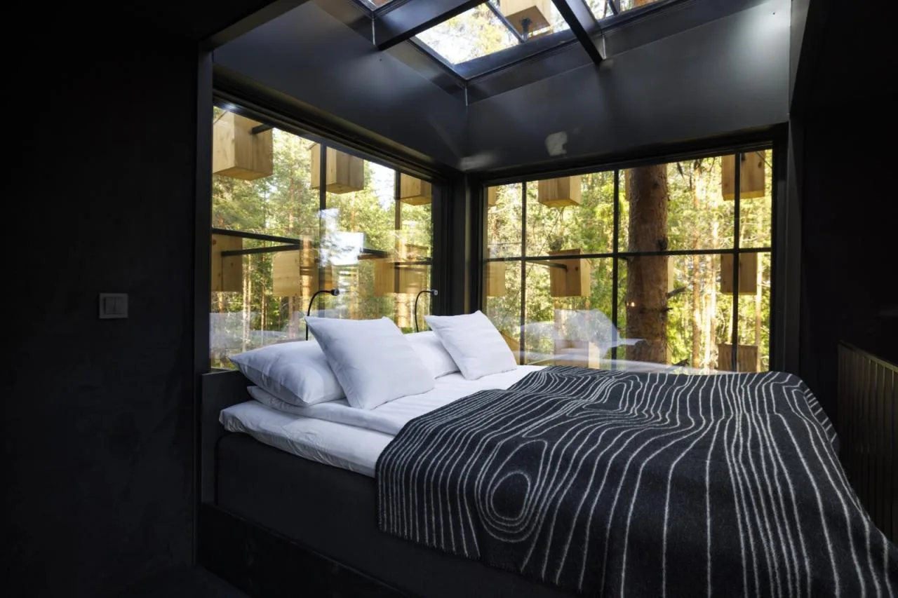 BIM Architecture | Tree Top Hotel 'Biosphere'/BIG