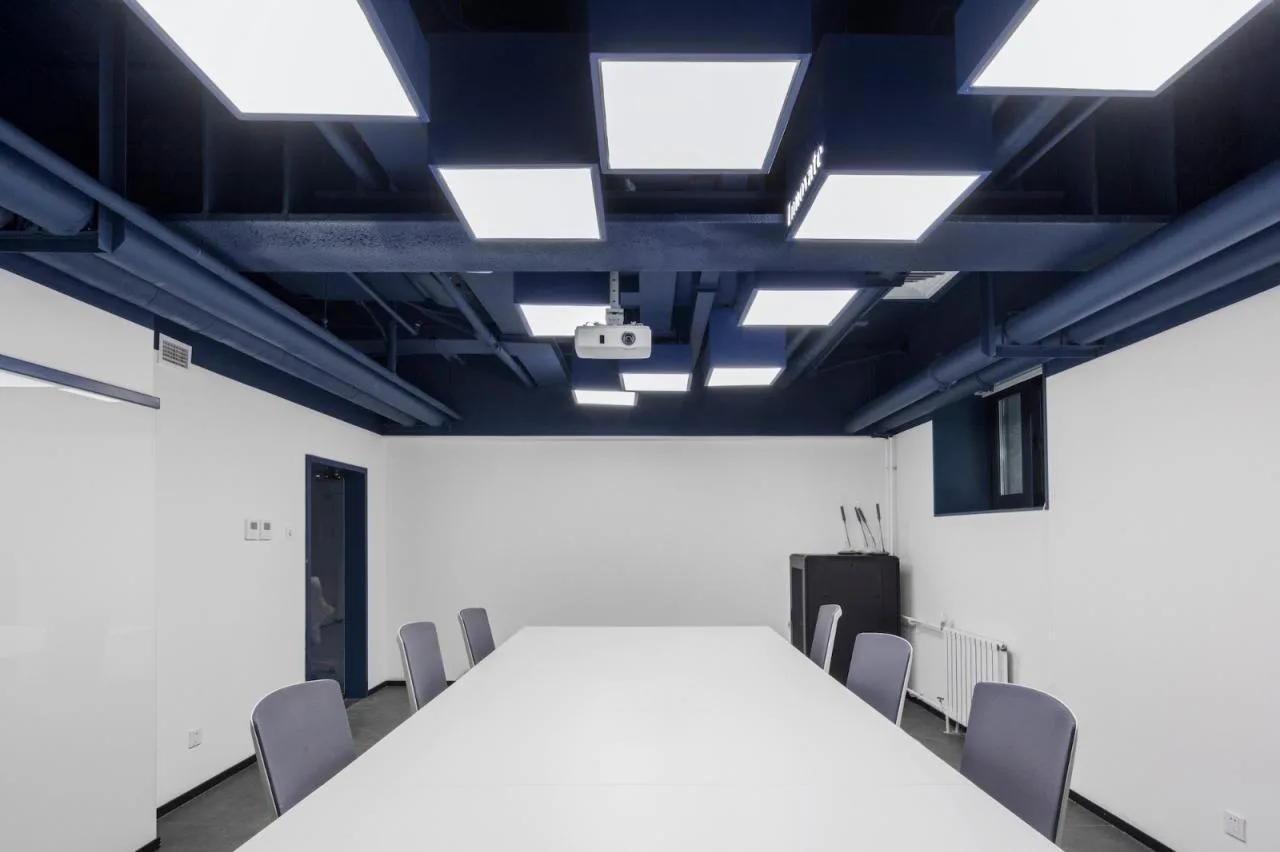 BIM architecture | A memory iteration on the moat: headquarters office building update/Beijing Urban Construction Design and Development Group Co., Ltd