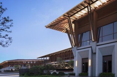 BIM Architecture: Sanya Haitang Bay Medical and Nursing Demonstration Center by Line+ Architects-BIM WORLD