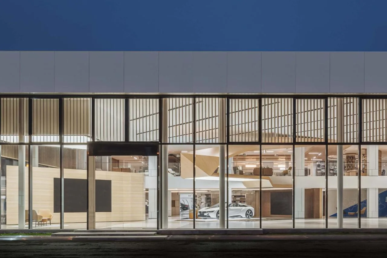 BIM Architecture | Chengdu BMW Experience Center/Zhu Haibo Architectural Design Firm
