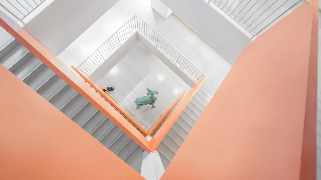 BIM Architecture | Haikou Mountain High School Kindergarten: How to conquer children with a kindergarten located under a high-speed railway station/DIKA's new work