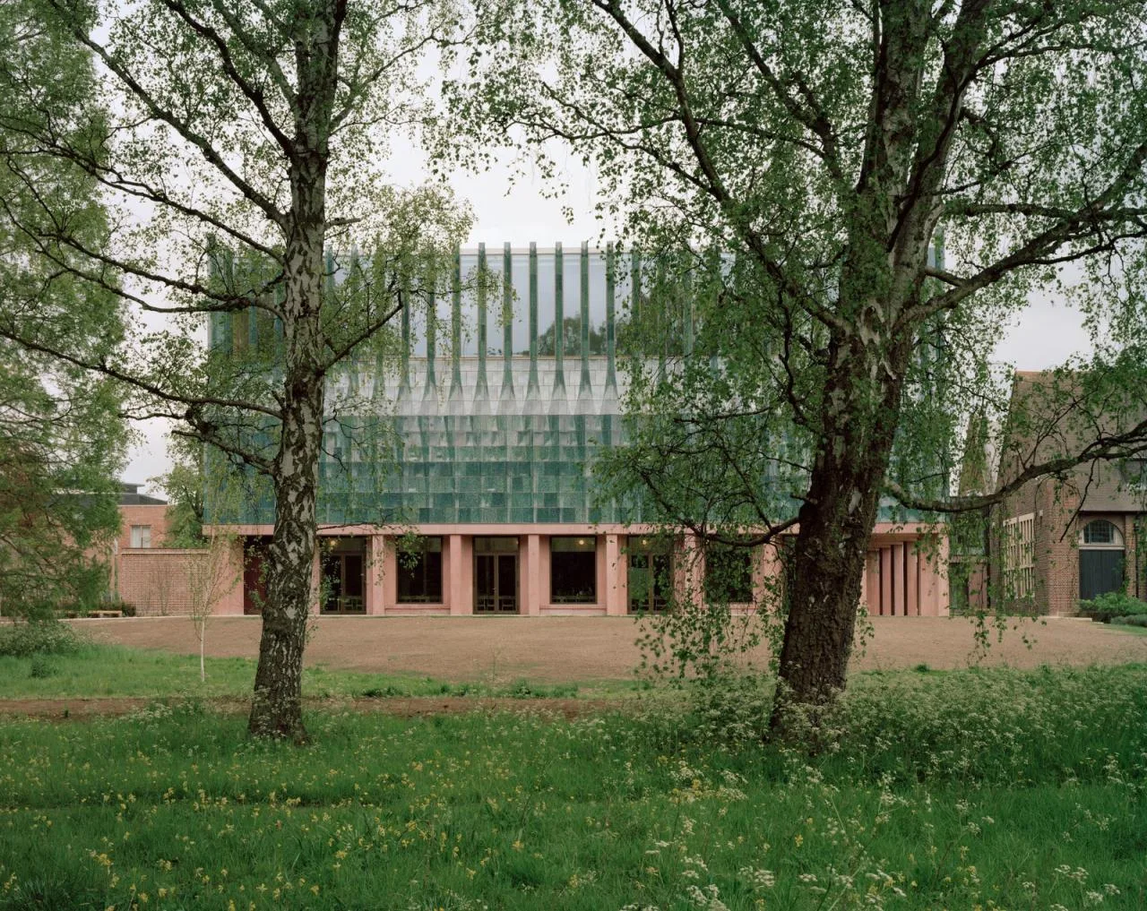 BIM Architecture | Retro Green Glaze, Cambridge University Canteen/Feilden Fowler