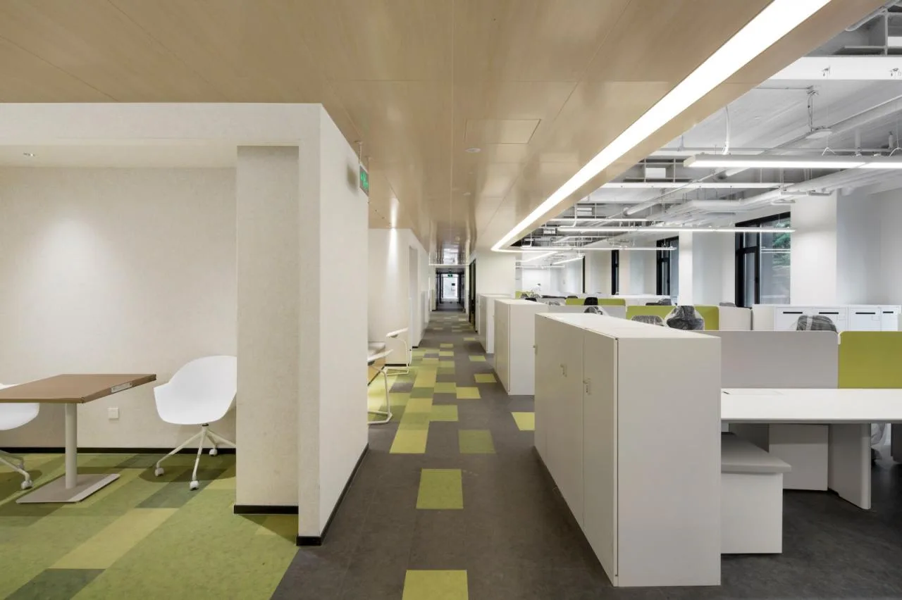 BIM architecture | A memory iteration on the moat: headquarters office building update/Beijing Urban Construction Design and Development Group Co., Ltd
