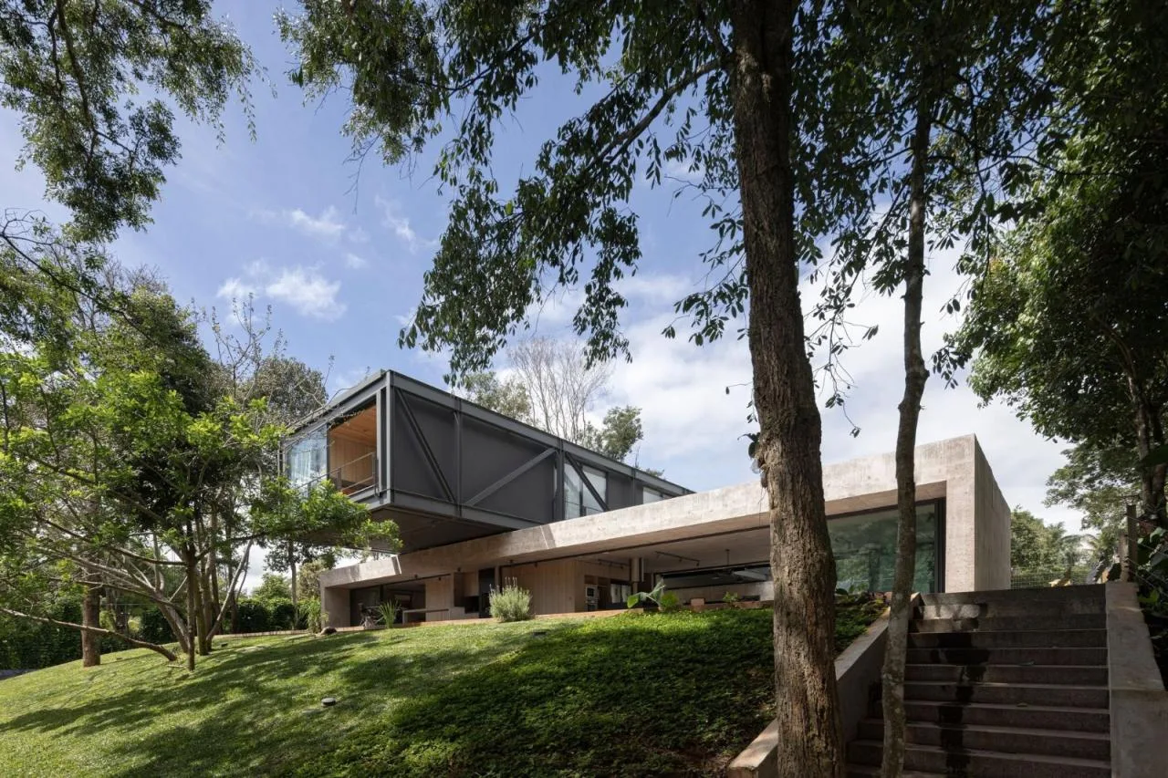 BIM Architecture | Splicing Residential: Habka Home/Est ú dio MRGB