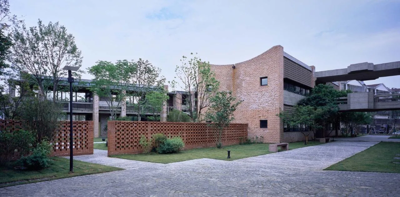BIM Architecture | Workshop style Campus: Ding Shu Cheng School/Gen Architecture Firm