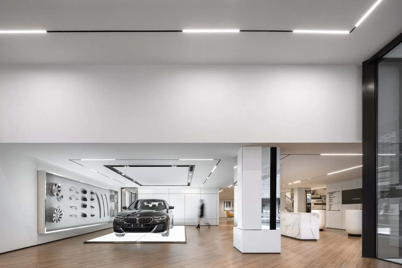 BIM Architecture | Chengdu BMW Experience Center/Zhu Haibo Architectural Design Firm