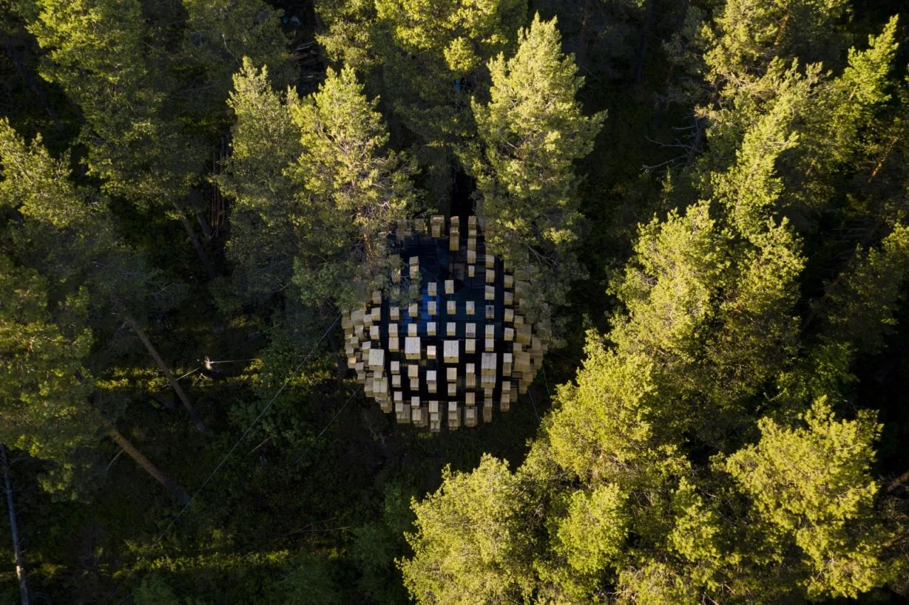 BIM Architecture | Tree Top Hotel 'Biosphere'/BIG