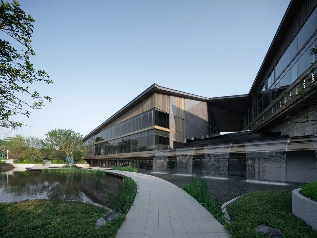BIM Architecture | Changsha Luyin Qingzhu Lake Exhibition Center/PTA Shanghai Botao