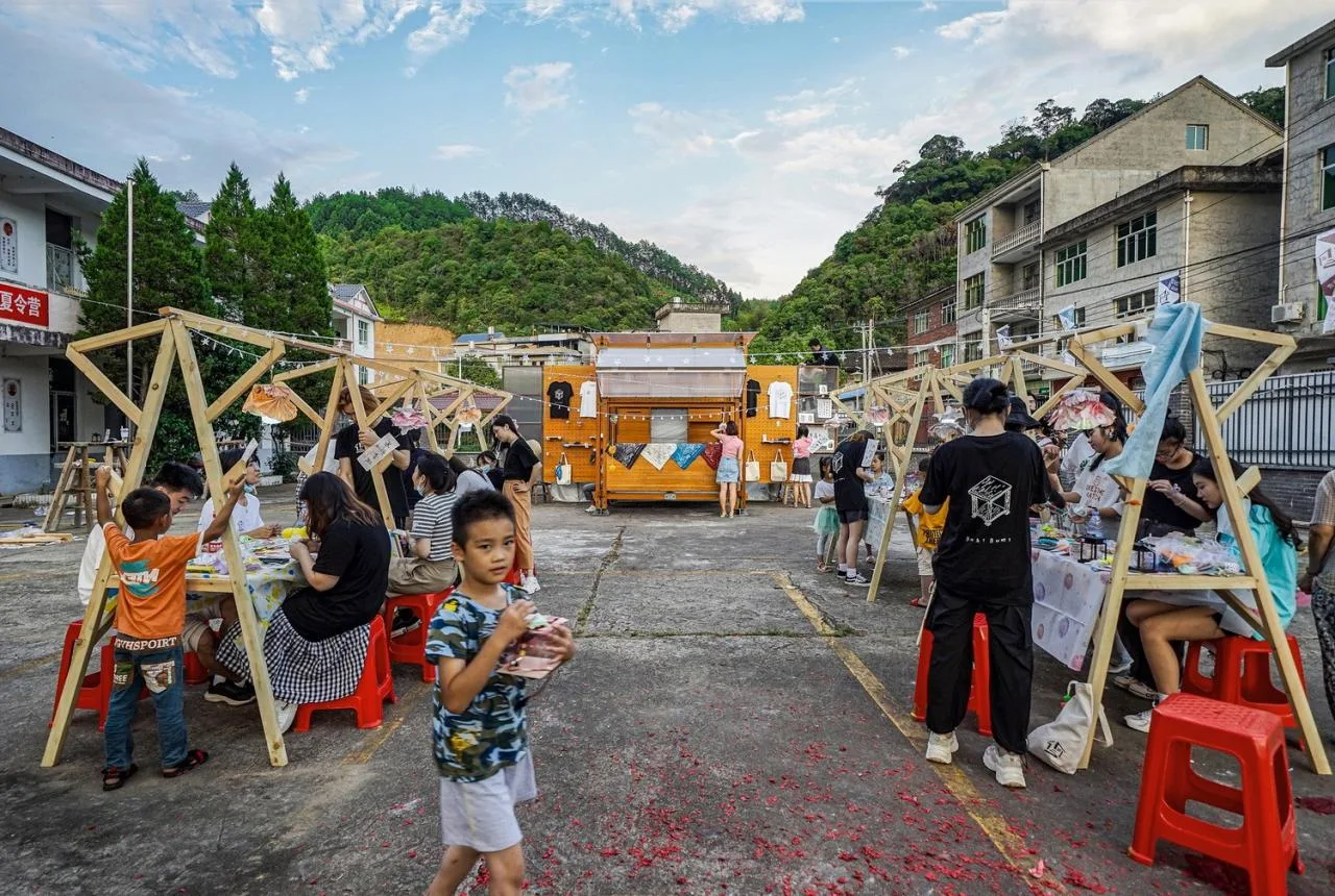 BIM Architecture | Rural Revitalization Mobile Work Cabin - New Bamboo Structure Space Installation/School of Architecture and Urban Planning, Nanjing University