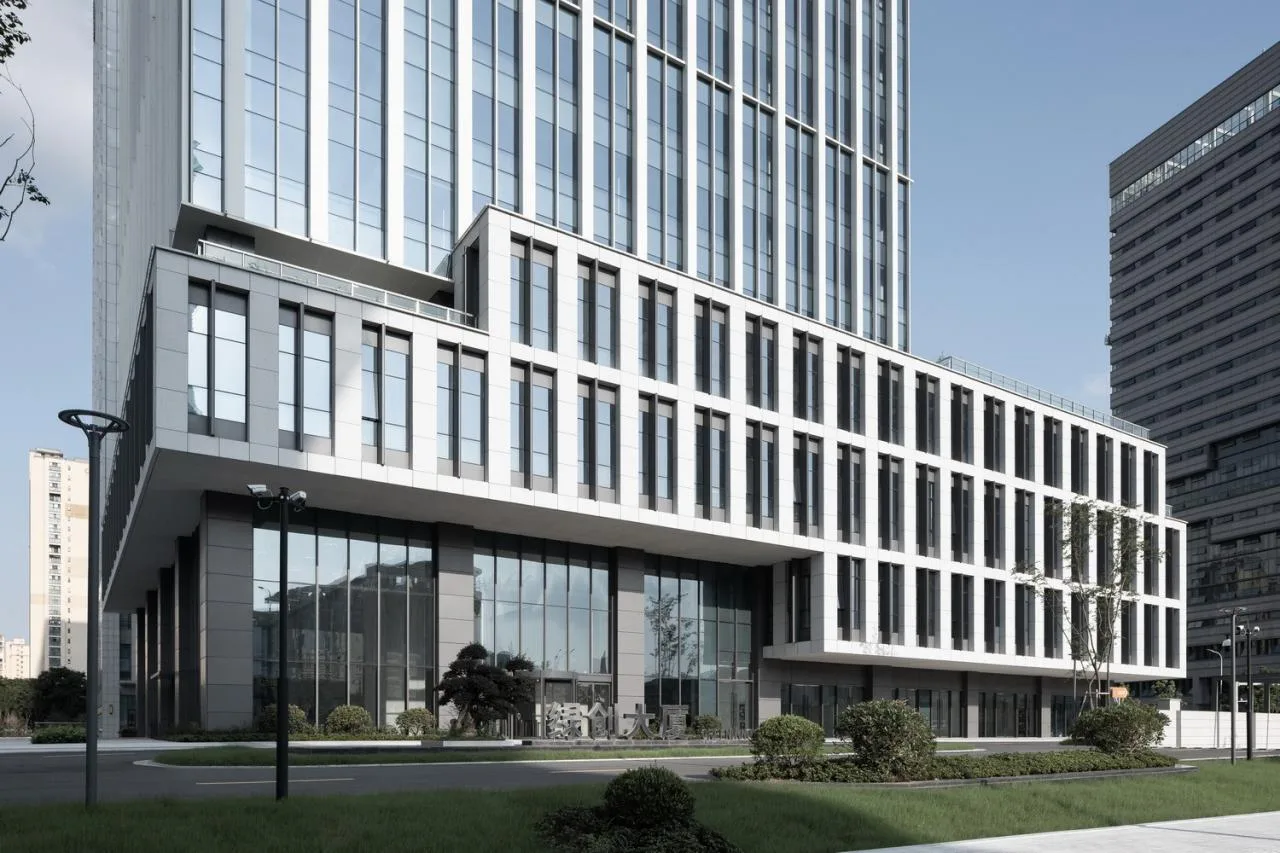 BIM Architecture | Decoding Garden style Headquarters Office: Greentown Building/Jianhe Architecture