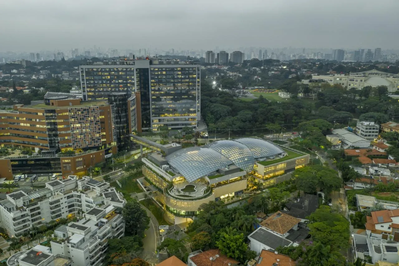 BIM Architecture | Albert Einstein Center for Medical Education and Research/Safdi Architecture Firm
