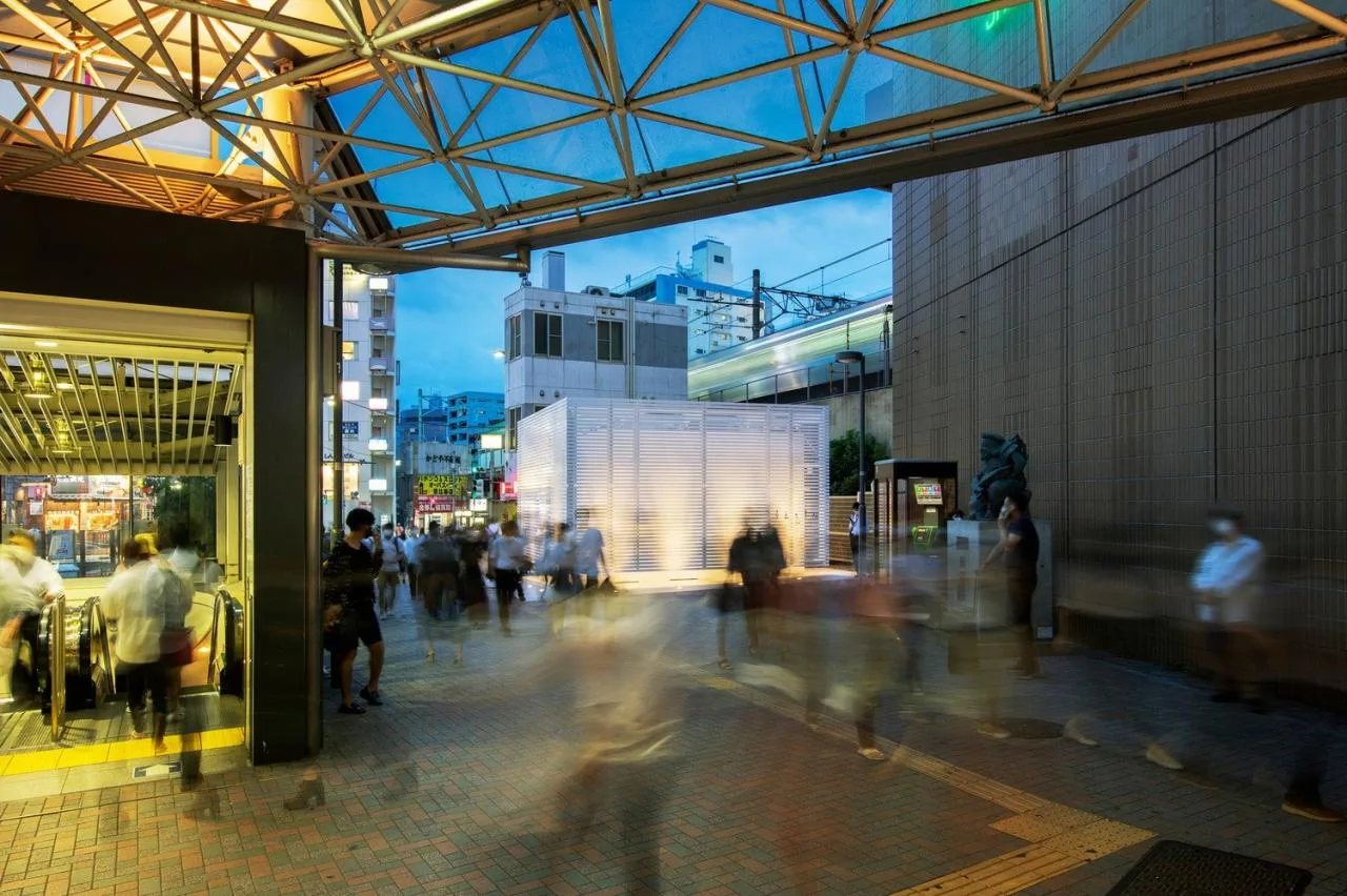 BIM Architecture | Translucent Blocks, Tokyo 'Pure White' Public Restrooms/SAMURAI
