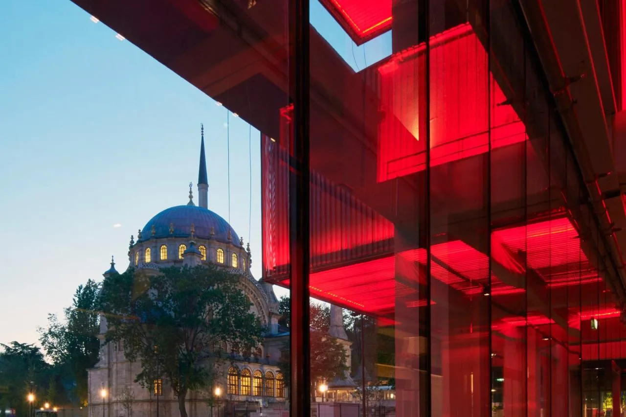 BIM Architecture | Box Out of Concrete Frame, Istanbul Museum of Painting and Sculpture/EAA - Emre Arolat Architecture