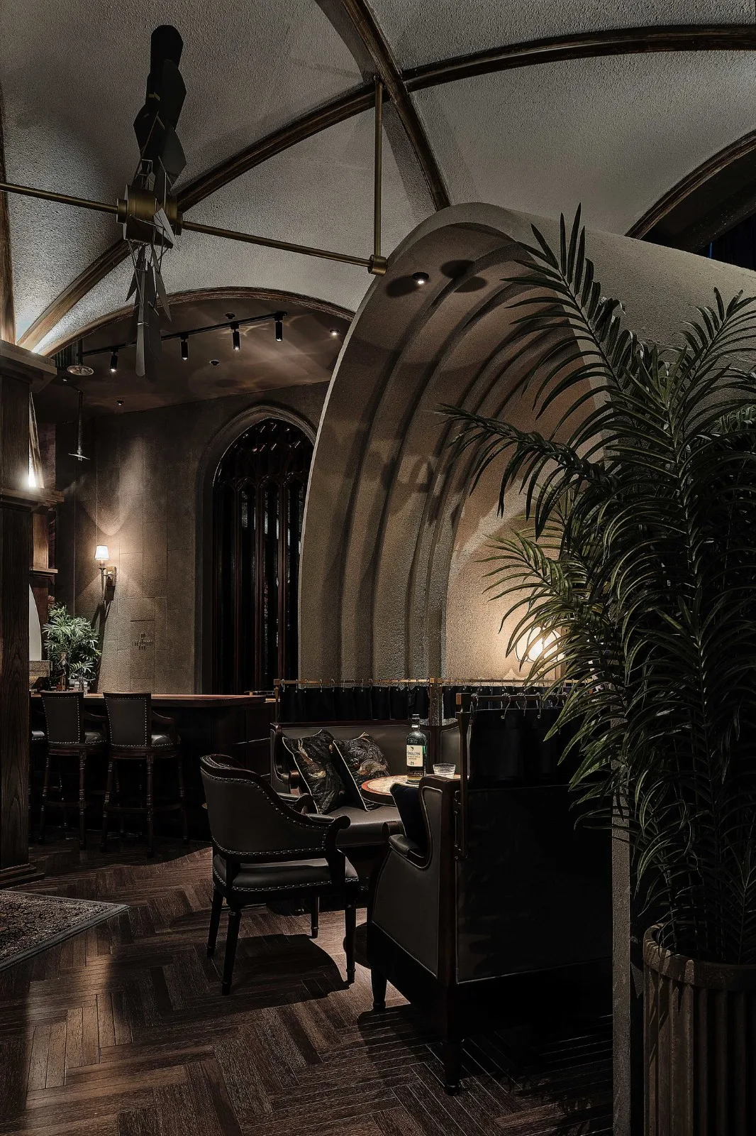 BIM Architecture | Bar: Joyful Time at the Classical Peak/TRIOSTUDIO Sanli Society