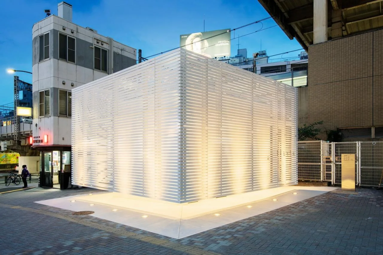 BIM Architecture | Translucent Blocks, Tokyo 'Pure White' Public Restrooms/SAMURAI