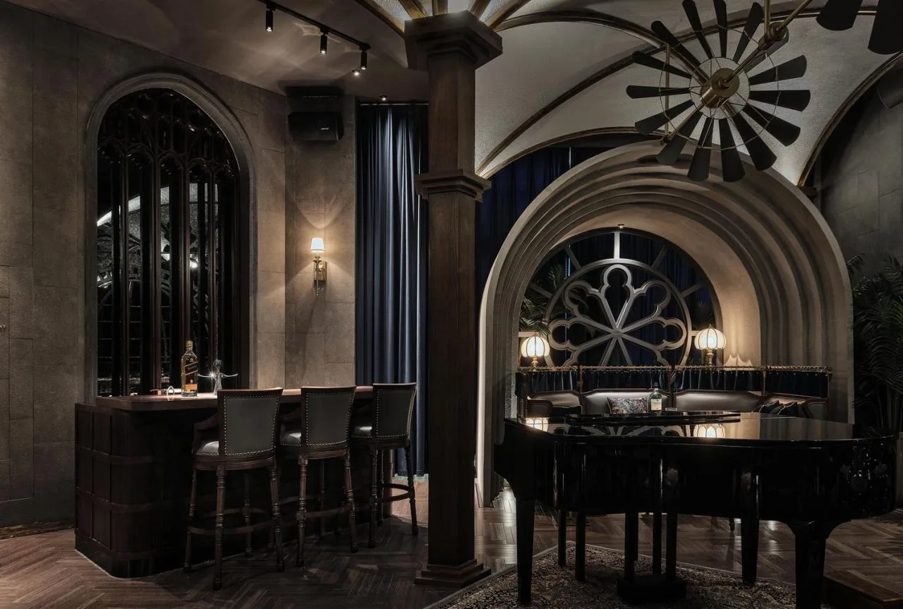 BIM Architecture | Bar: Joyful Time at the Classical Peak/TRIOSTUDIO Sanli Society