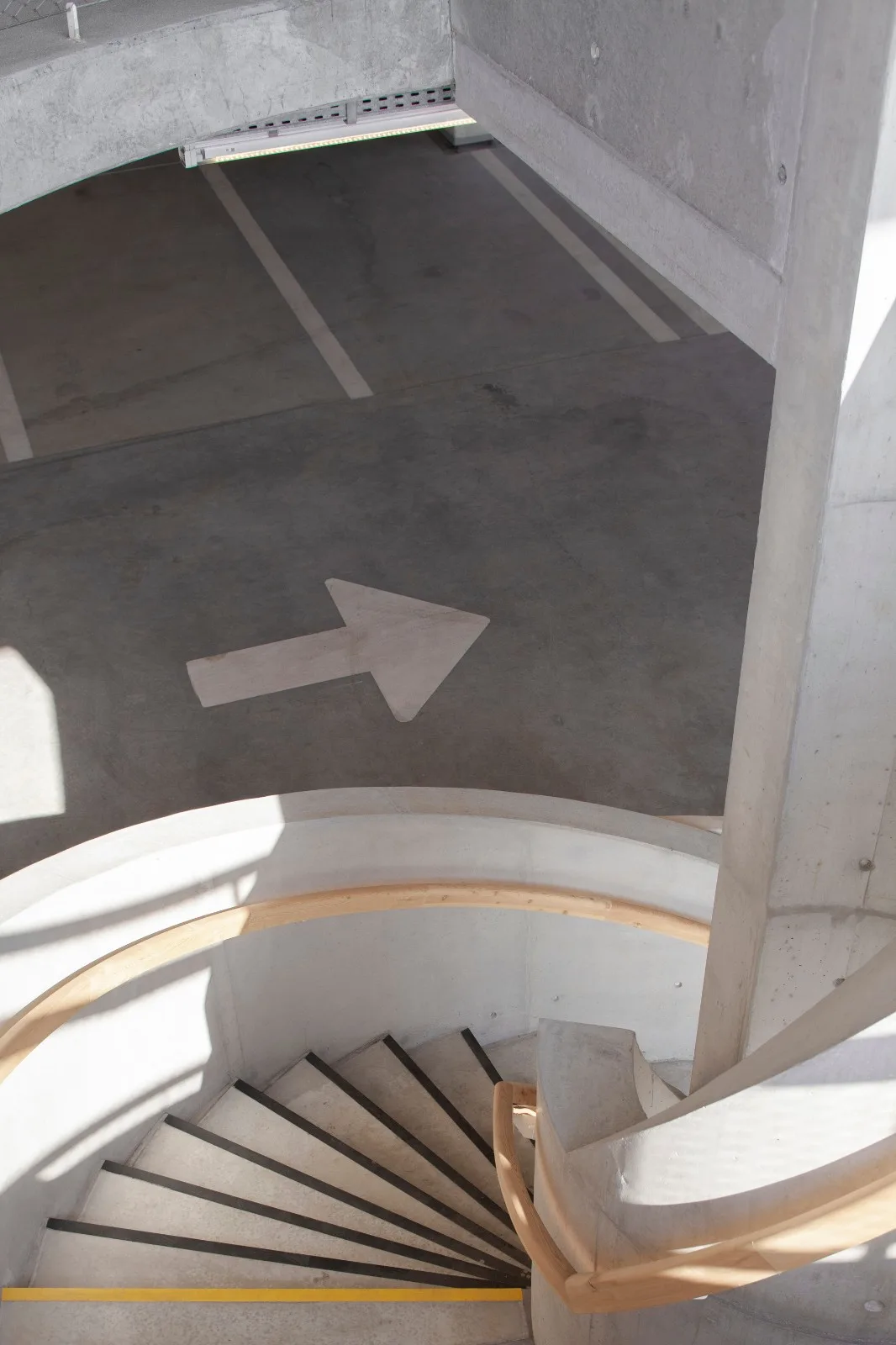 BIM architecture | Park+Ride new model, private transportation+public transportation/HUB