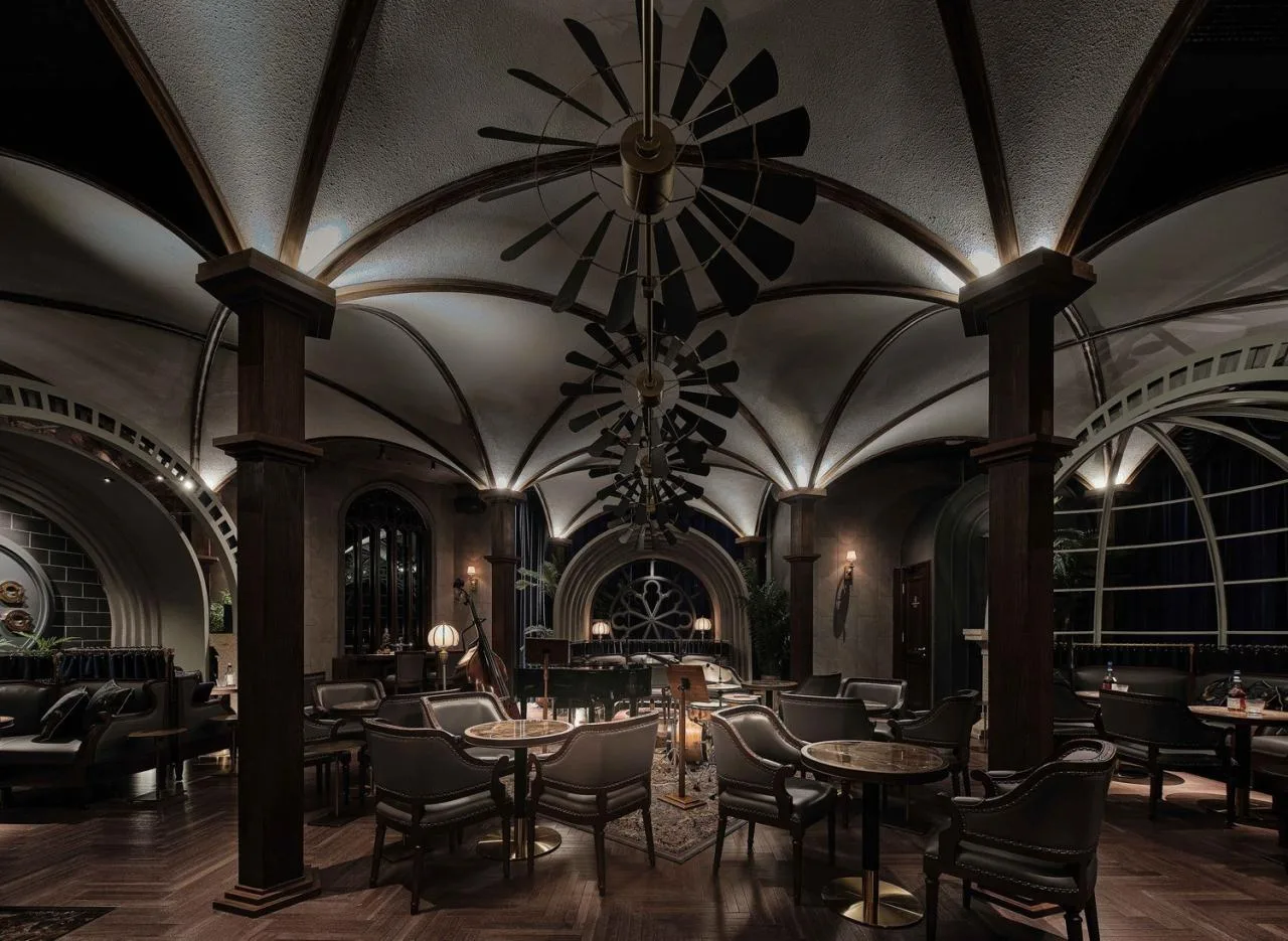 BIM Architecture | Bar: Joyful Time at the Classical Peak/TRIOSTUDIO Sanli Society
