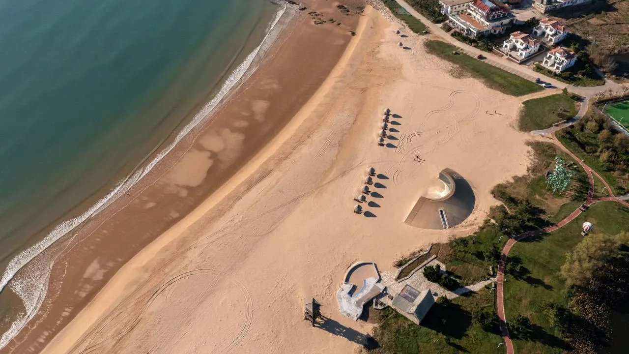 BIM Architecture | Seaside Cafe: Echoes of the Sea/Same Architectural Design Firm