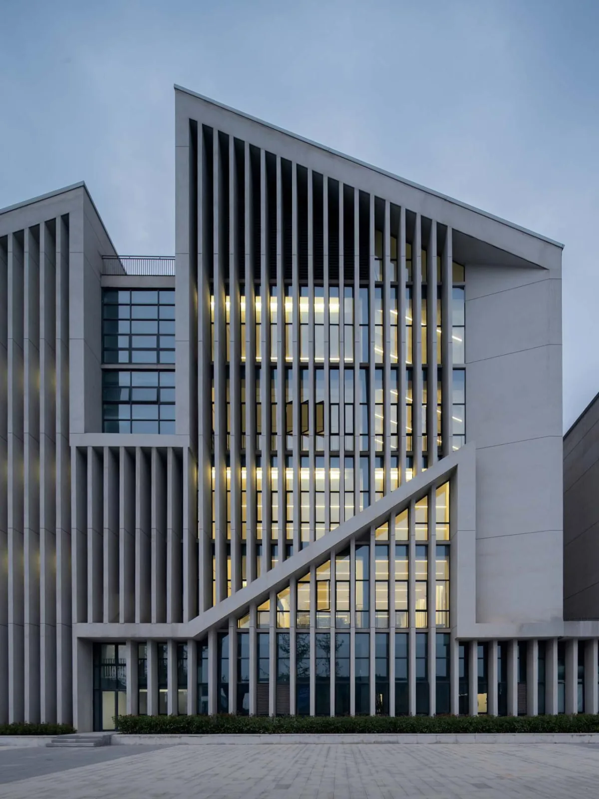 BIM Architecture | Jiangxi Construction Vocational and Technical College Graphic and Text Information Comprehensive Building/Taozhi Studio of South China University of Technology Architectural Design and Research Institute Co., Ltd