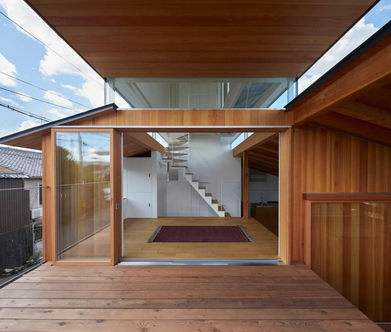 BIM Architecture | Duck House with Overlapping Roofs/Hata Yoyo Architectural Design Firm
