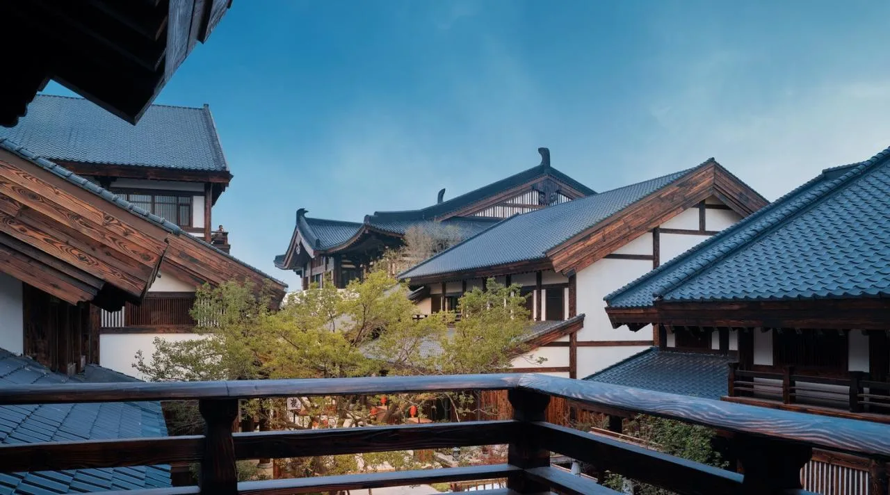 BIM Architecture | New Tang Style Interpretation from a Modern Perspective: Changchun Shimao Lianhua Mountain Cultural and Tourism Town/UA You'an Design