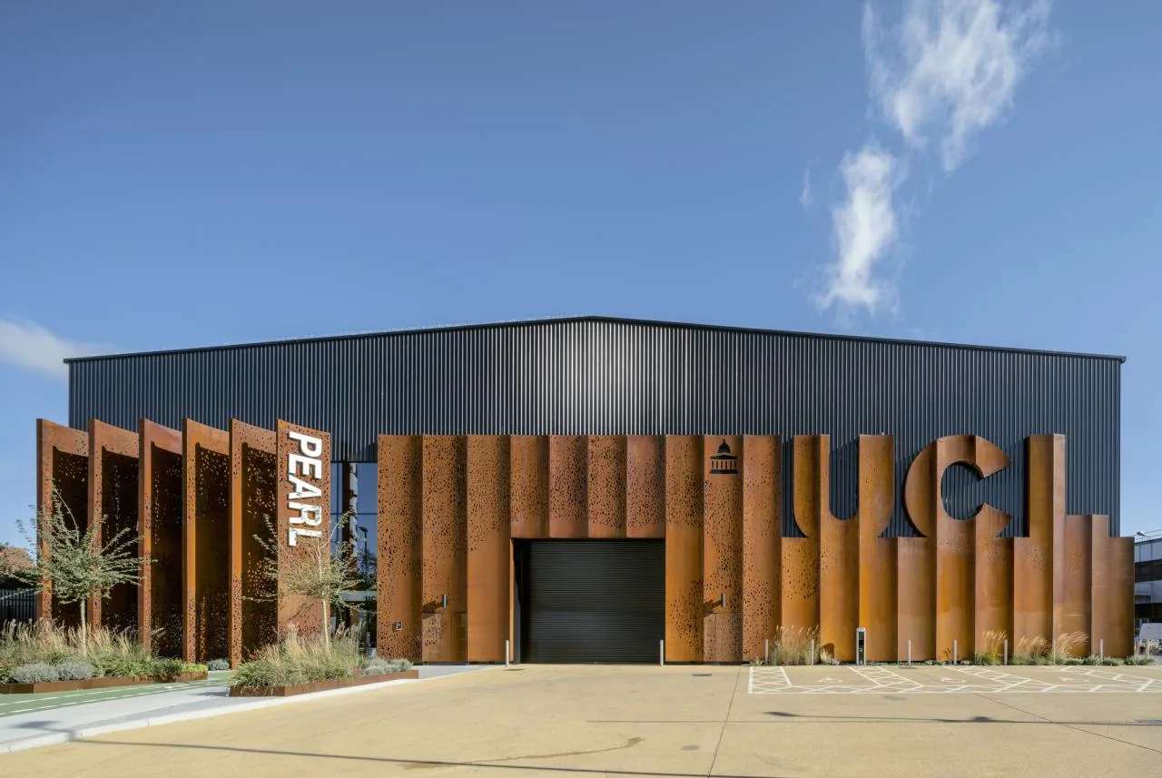 BIM Architecture | UCL Special Research Laboratory/Penoyre&  Prasad