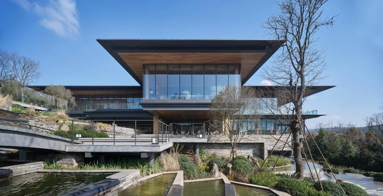 BIM Architecture | Growing Longhouses: Jiuxi Yunshu Kunming Jiuxi Lake International Ecological Zone Experience Center/UA You'an Design